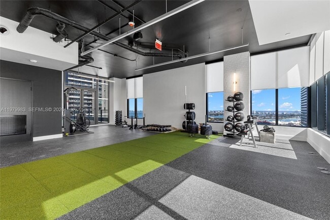 Building Photo - 151 NE 5th St