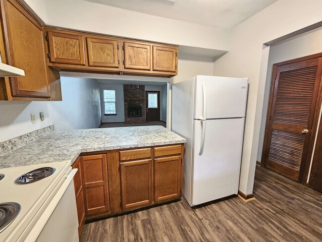 Building Photo - 2917 Woodrich Dr