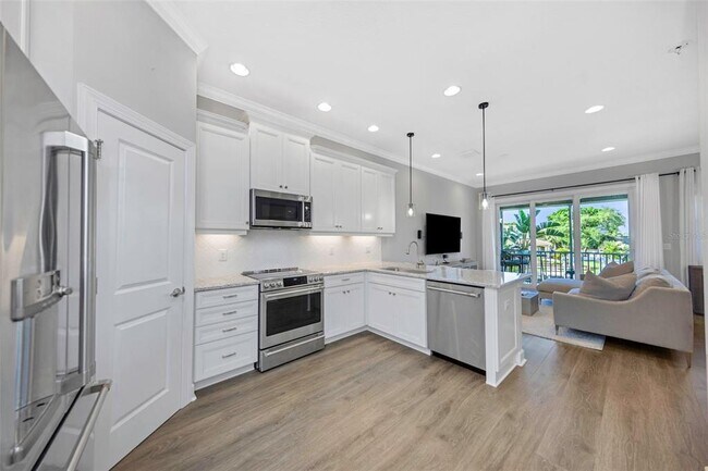 Building Photo - 4022 Rocky Shores Dr