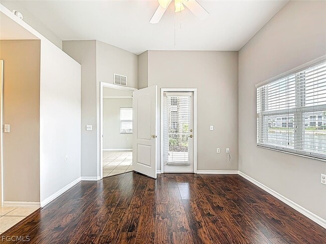 Building Photo - 12151 Summergate Cir