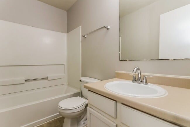 Building Photo - 21630 Bowcreek Ln