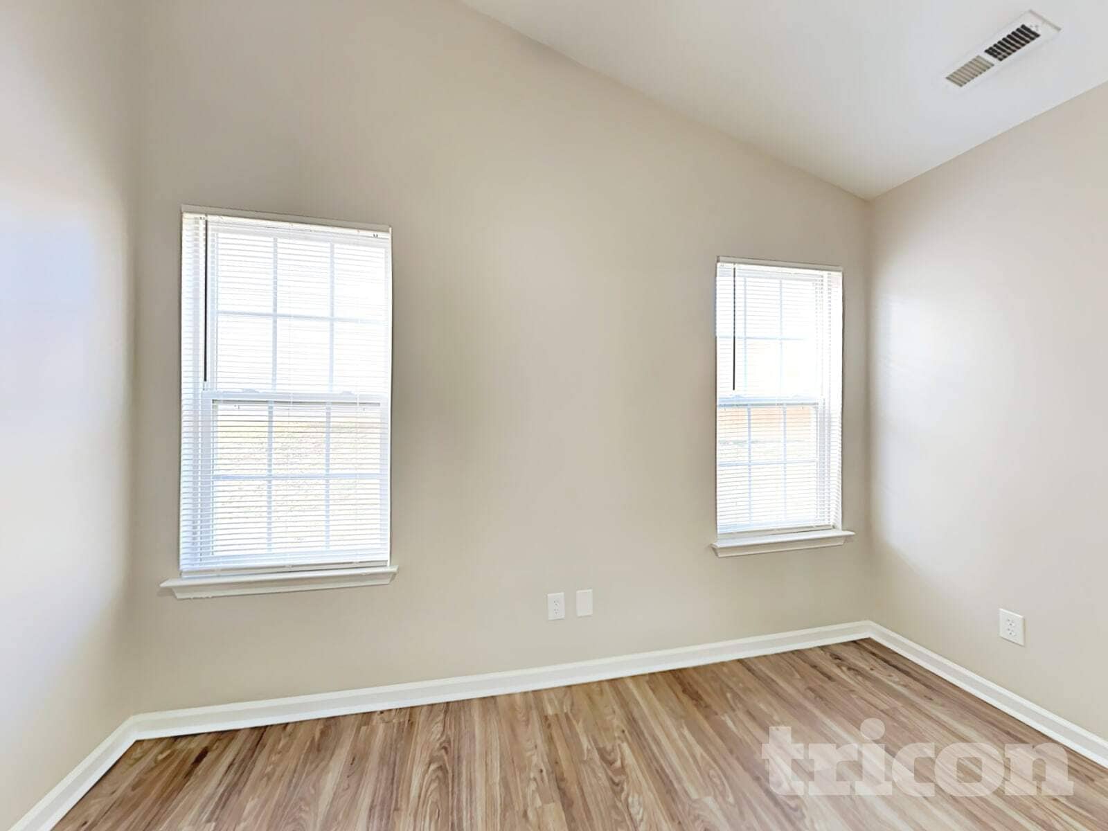 Building Photo - 6008 Bradford Ct