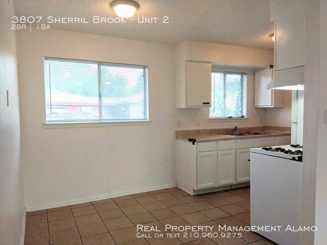 Building Photo - 3807 Sherrill Brook Rd