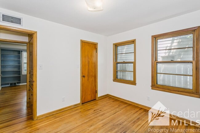 Building Photo - 3 Bedroom Home by St. Joe