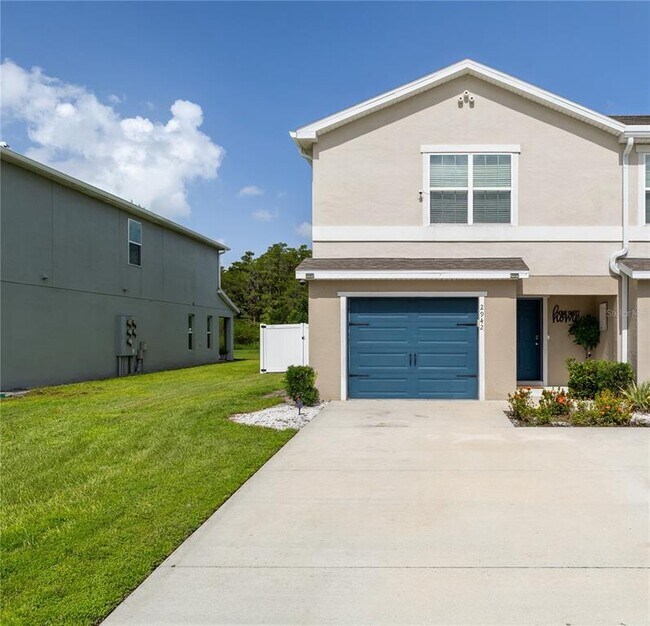 Building Photo - 2942 Fieldwood Cir