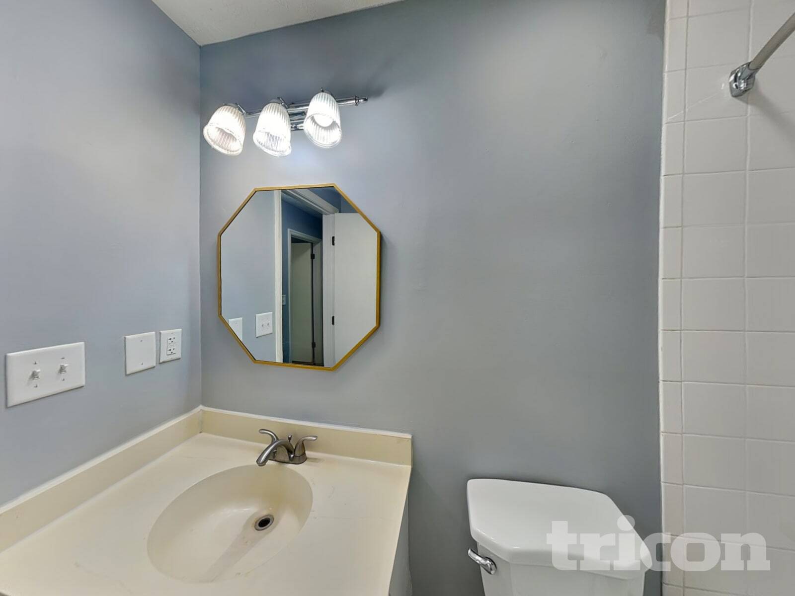 Building Photo - 1370 High Country Ct