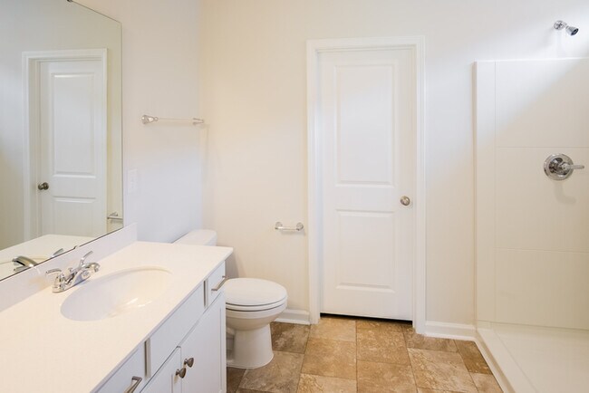 Building Photo - Welcome Home to Regal Farms in Myrtle Beach, SC