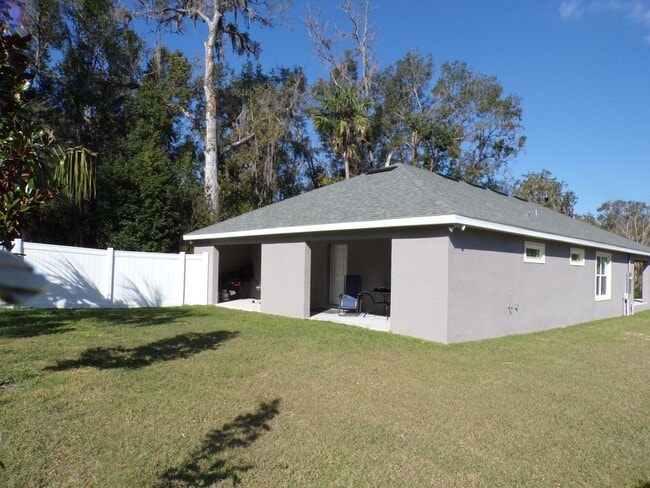 Building Photo - STUDENT HOUSING