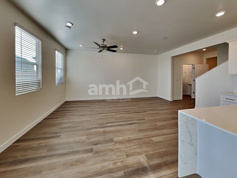 Building Photo - 6536 E Paseo Baranda