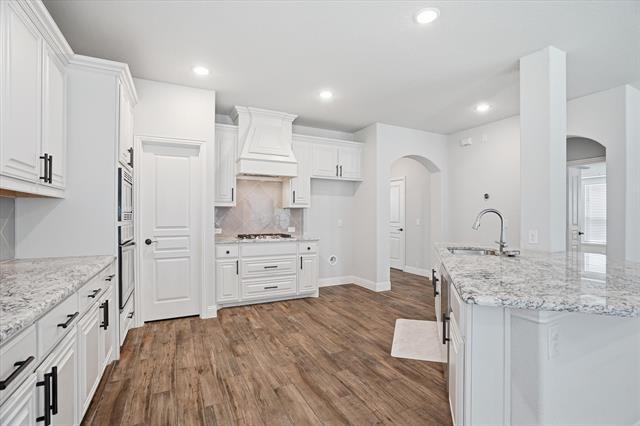 Building Photo - 7228 Windy Ridge Dr