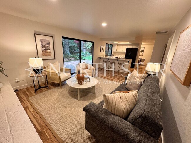 Building Photo - Remodeled Single Level Living.