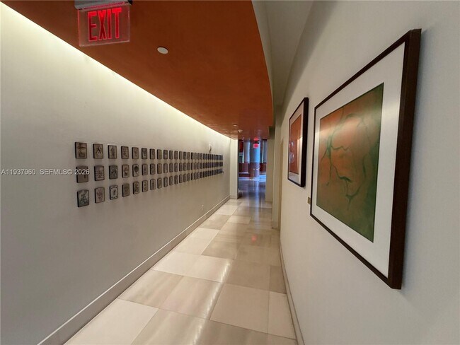 Building Photo - 400 Alton Rd