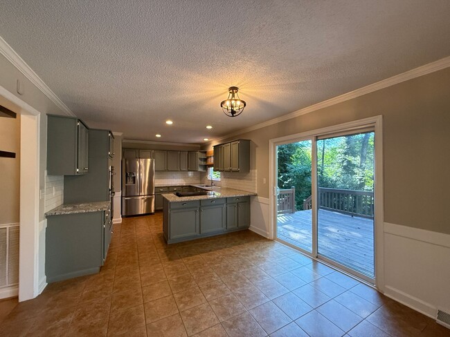Building Photo - 6714 Amberley Ln