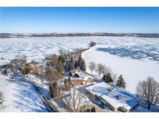 Building Photo - 17796 Cedar Park Loop