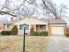 Building Photo - GREEN TWNSHP-2 bedroom 1.5 bath brick ranc...