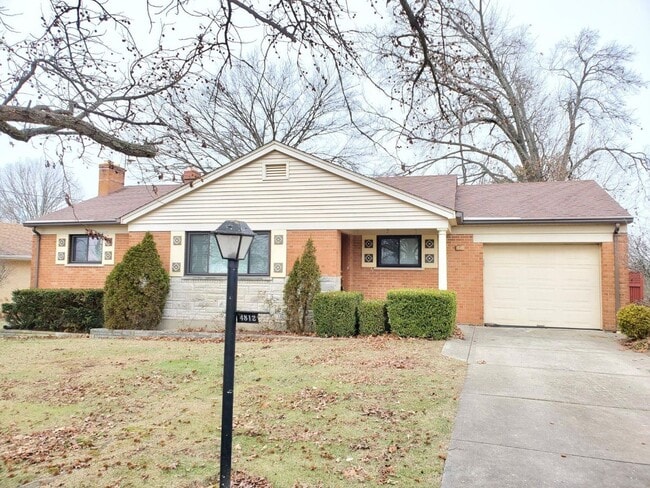 Primary Photo - GREEN TWNSHP-2 bedroom 1.5 bath brick ranc...