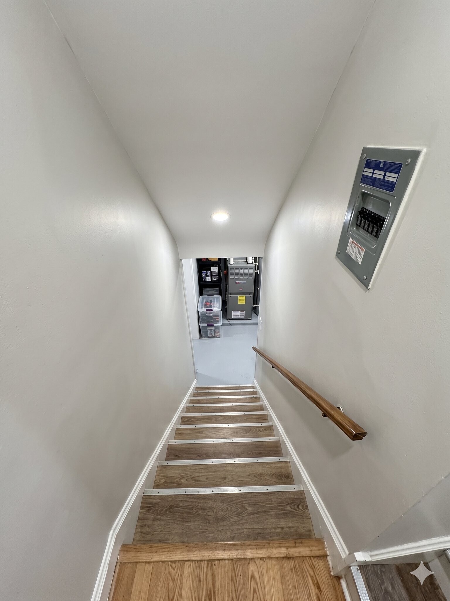 Building Photo - 26230 Briardale Ave