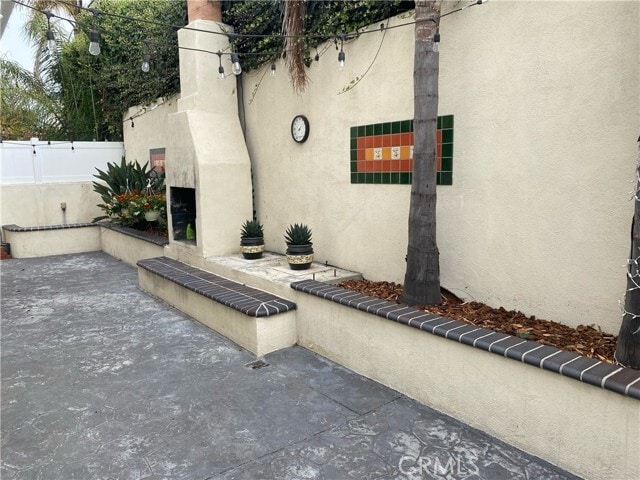 Building Photo - 210 N Lucia Ave