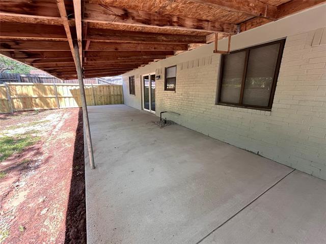 Building Photo - 3702 Larry St