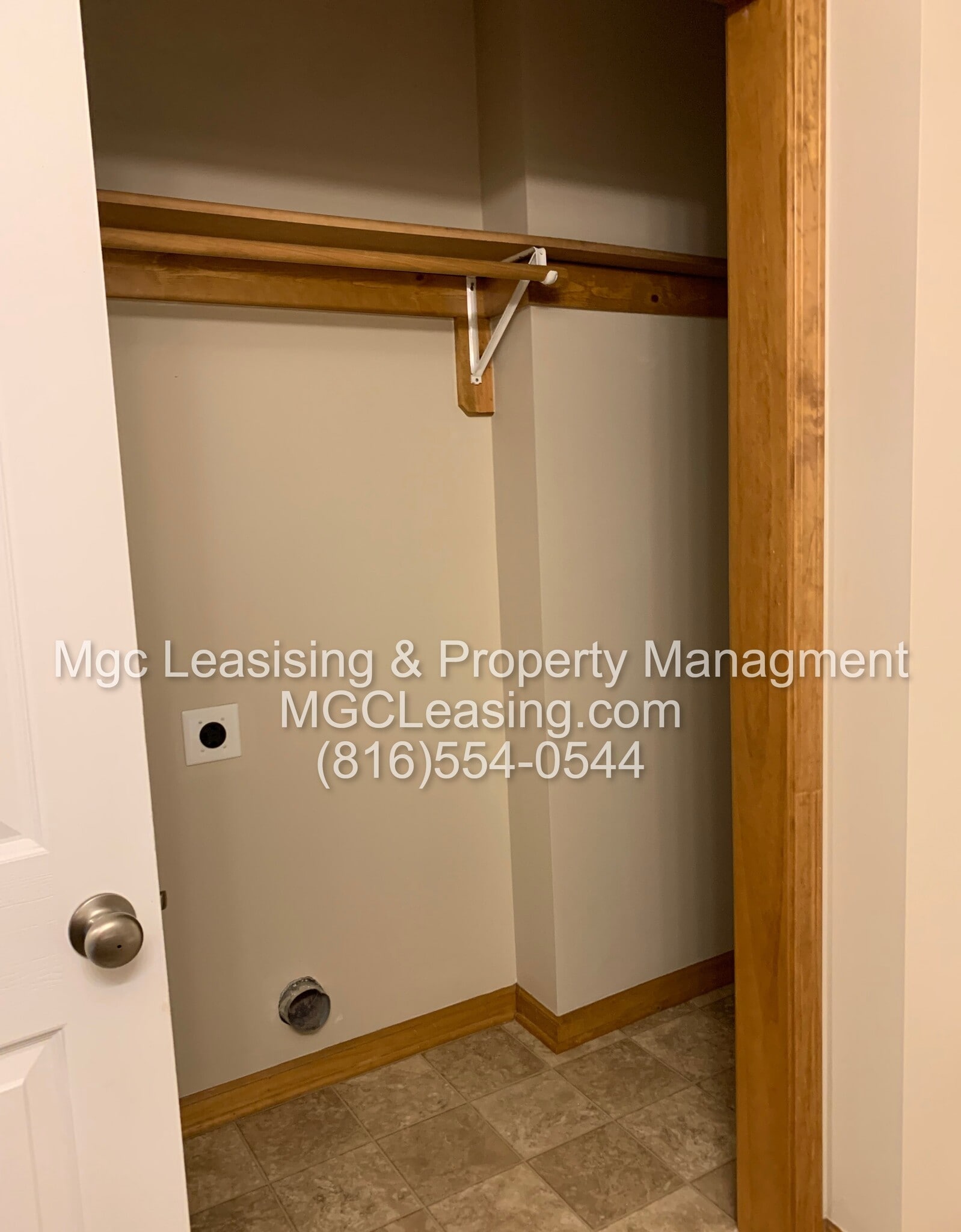 Building Photo - 1641 SW Highland Dr