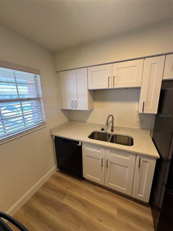 Building Photo - 4812 Tangerine Ave