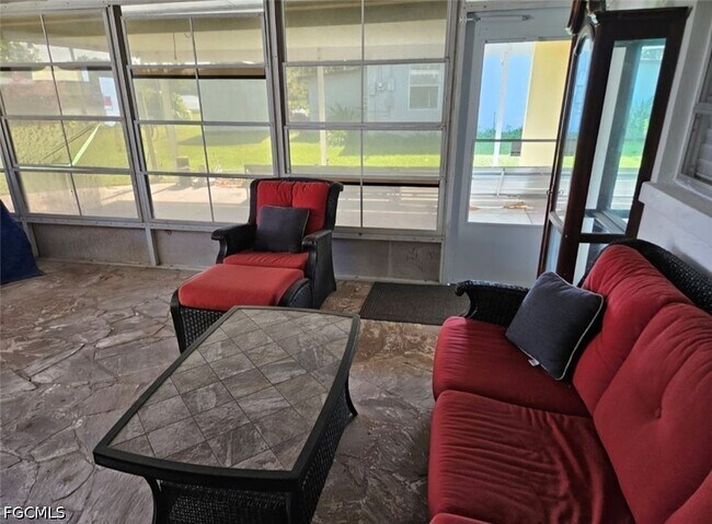 Building Photo - 1288 Waite Dr