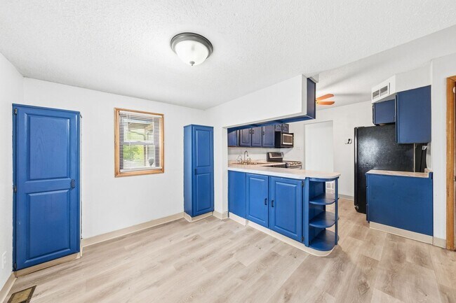 Building Photo - 3034 Forge Dr