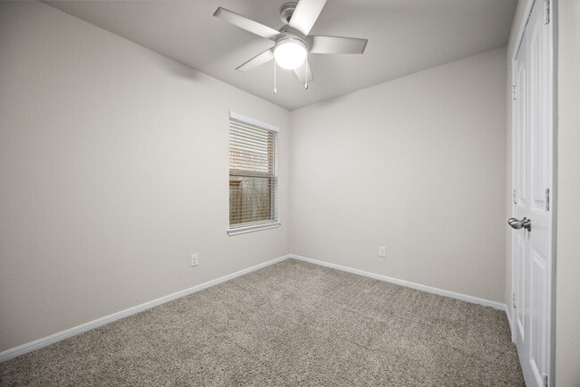 Building Photo - 8014 Ecru Ln