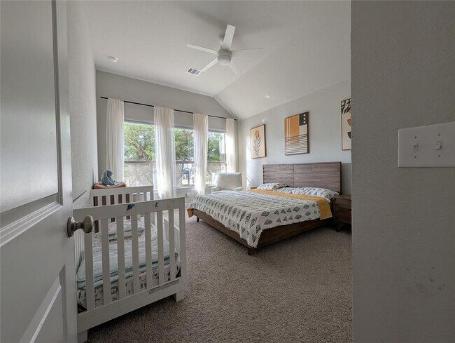 Building Photo - 125 Whistling Willow Dr