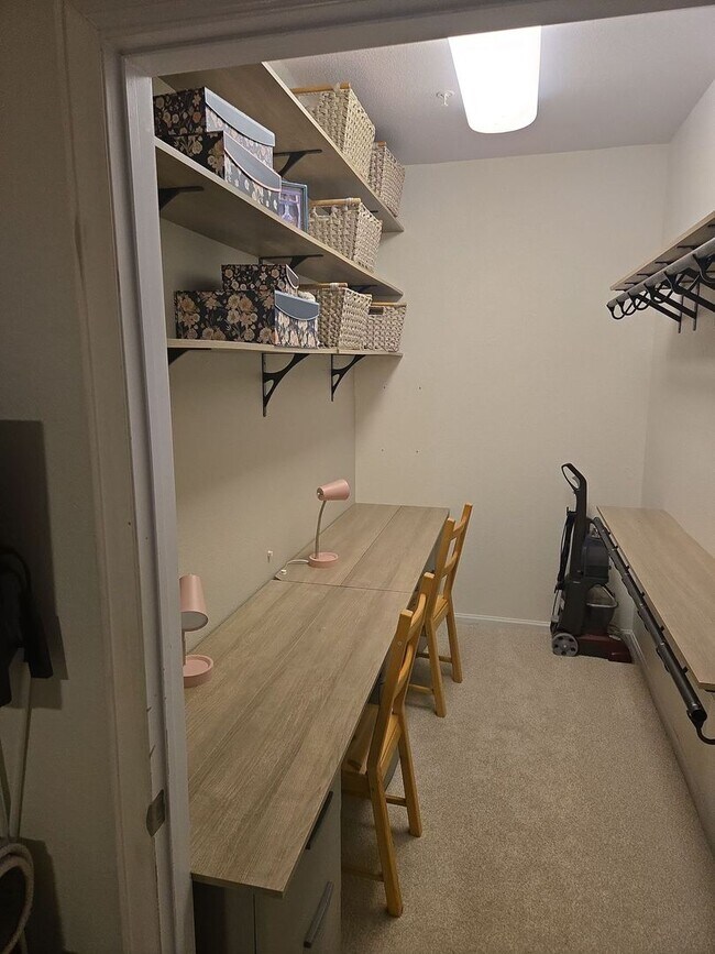 Building Photo - Great Condo in S/E Fort Collins