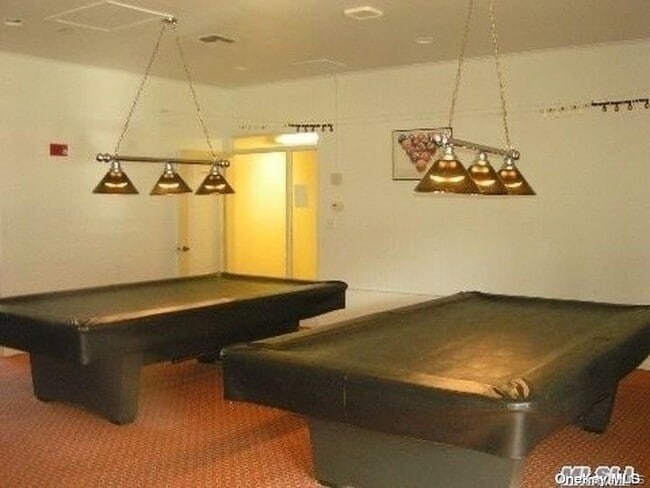 Building Photo - 786 Hilltop Ct