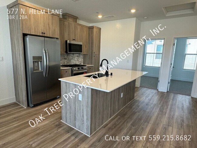 Building Photo - 577 N Helm Ln