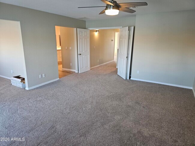 Building Photo - 16443 S 34th Way