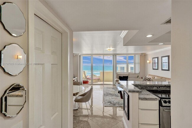 Primary Photo - 3180 S Ocean Dr