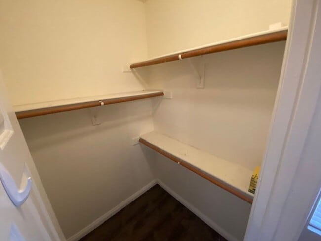 Building Photo - 2640 Ohio Ct