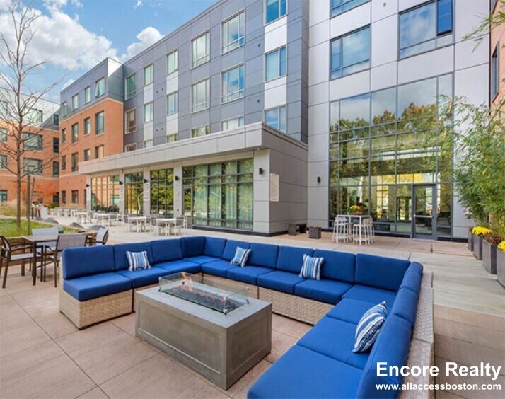 Building Photo - 161 S Huntington Ave