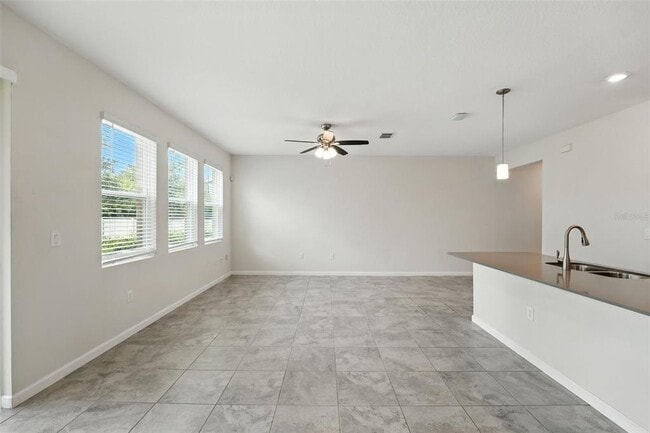 Building Photo - 9944 Red Eagle Dr