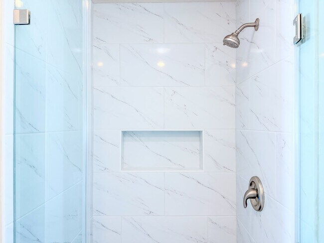 Building Photo - 818 Navigator Way