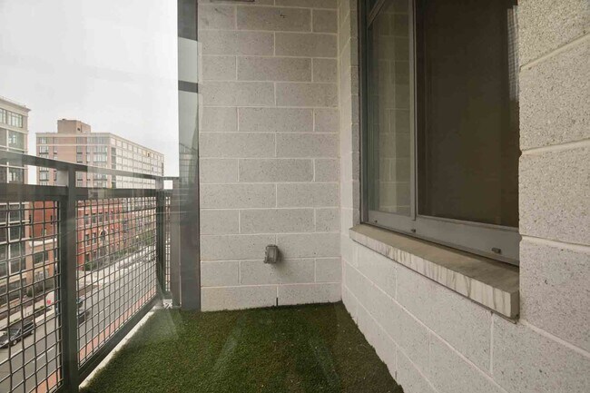 Building Photo - 460 New York Ave NW