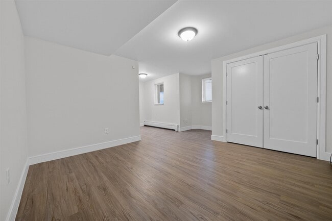 Building Photo - 135 Beekman Ave