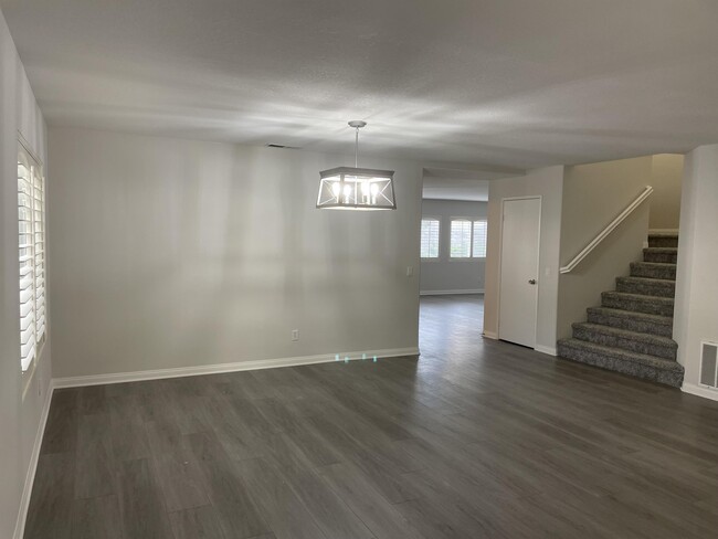 Building Photo - 1167 Innisfree Ct