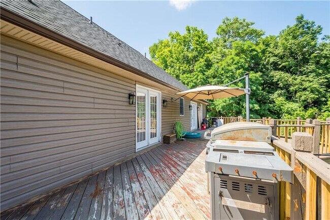 Building Photo - 3054 Bedillion Rd
