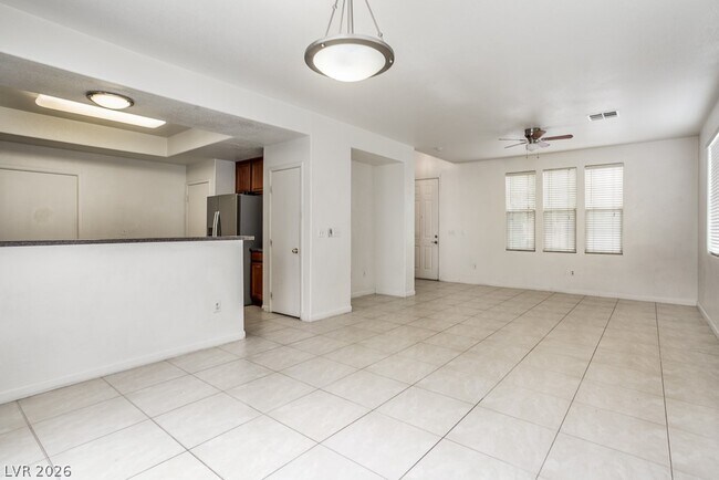 Building Photo - 1236 La Ballena Trail