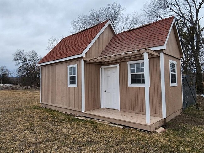 Building Photo - 127 Brushy Creek Trail