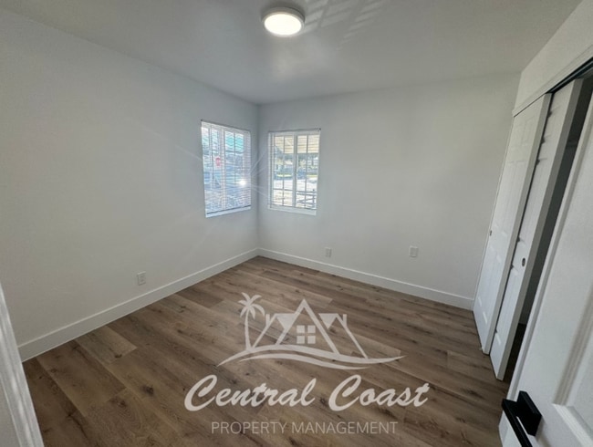 Building Photo - 0 E Grant St