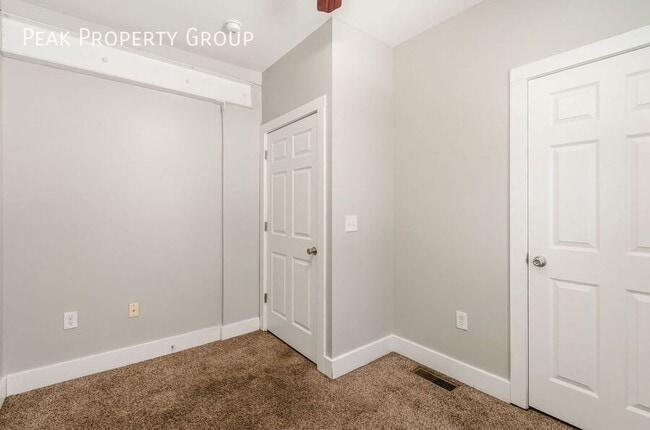 Building Photo - 24 Chittenden Ave