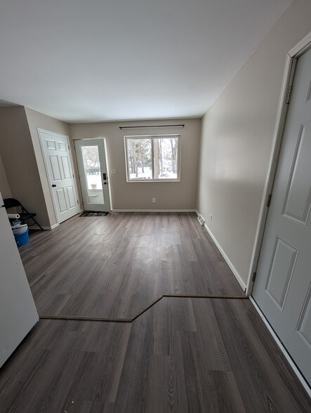 Building Photo - 704 Ware St