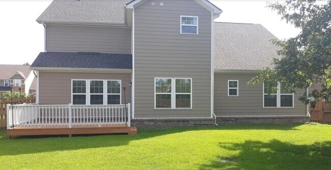 Building Photo - Discover this spacious 5-bedroom, 3.5-bath home in Elgin, SC ~ Available July 2026!