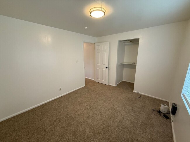 Building Photo - Houston 1536/1538