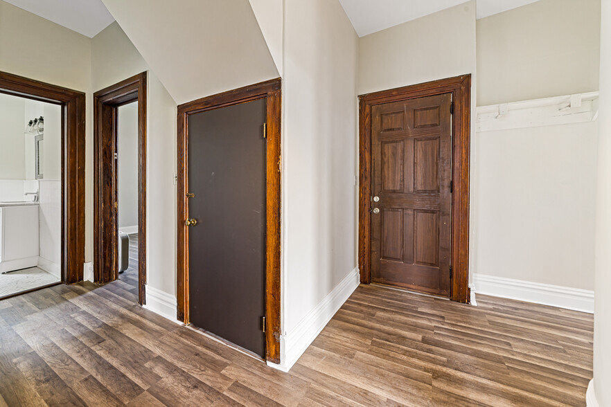 Front Entrance Hallway View - 1171 Central Ave